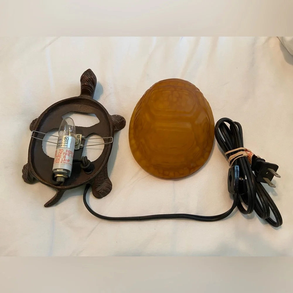 METAL AMBER TURTLE LAMP - Picture 3 of 14
